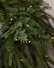Grinalda de Natal 90 cm com LED e Folhagens Verdes