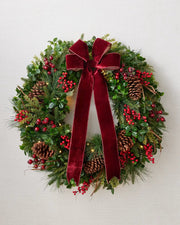 Grinalda de Natal 90 cm com LED, Laço Bordô, Pinhas e Frutas Vermelhas