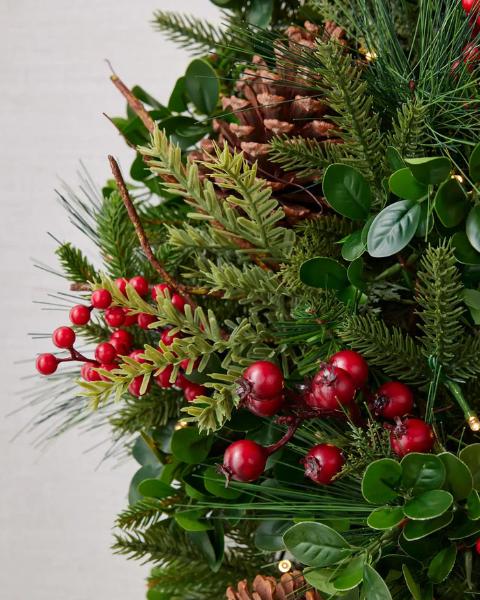 Grinalda de Natal 90 cm com LED, Laço Bordô, Pinhas e Frutas Vermelhas