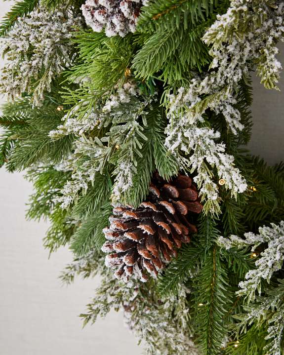Grinalda de Natal 90 cm com LED, Pinhas Nevadas e Folhagens Verdes
